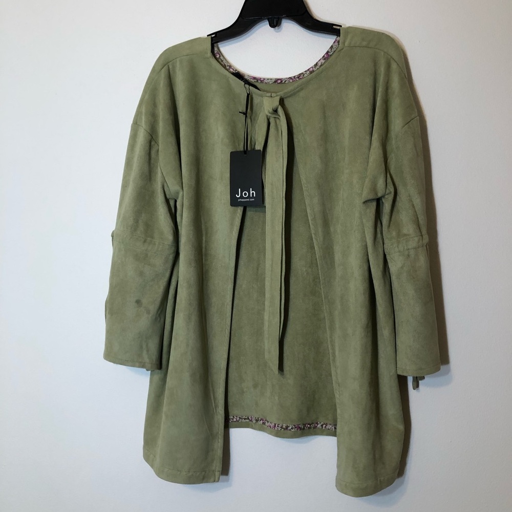 Joh Tie Front Open Long Sleeved Jacket with Flare Sleeves and Tie Detail Size XL